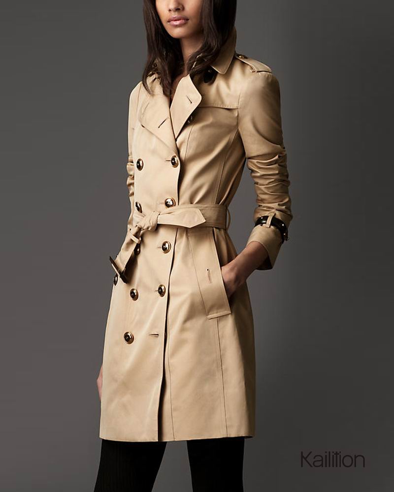 女士風(fēng)衣定制